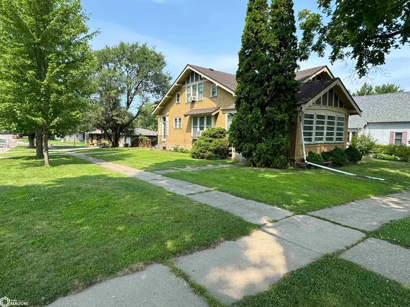 800 Cedar St, Burlington, IA 52601