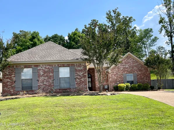 320 Fairview Dr, Brandon, MS 39047