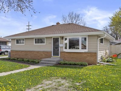 1723 Pewaukee ROAD, Waukesha, WI, 53188