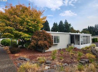 11602 SW Royal Villa Dr, Portland, OR 97224