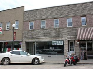 121 E Main St, Morrison, IL 61270