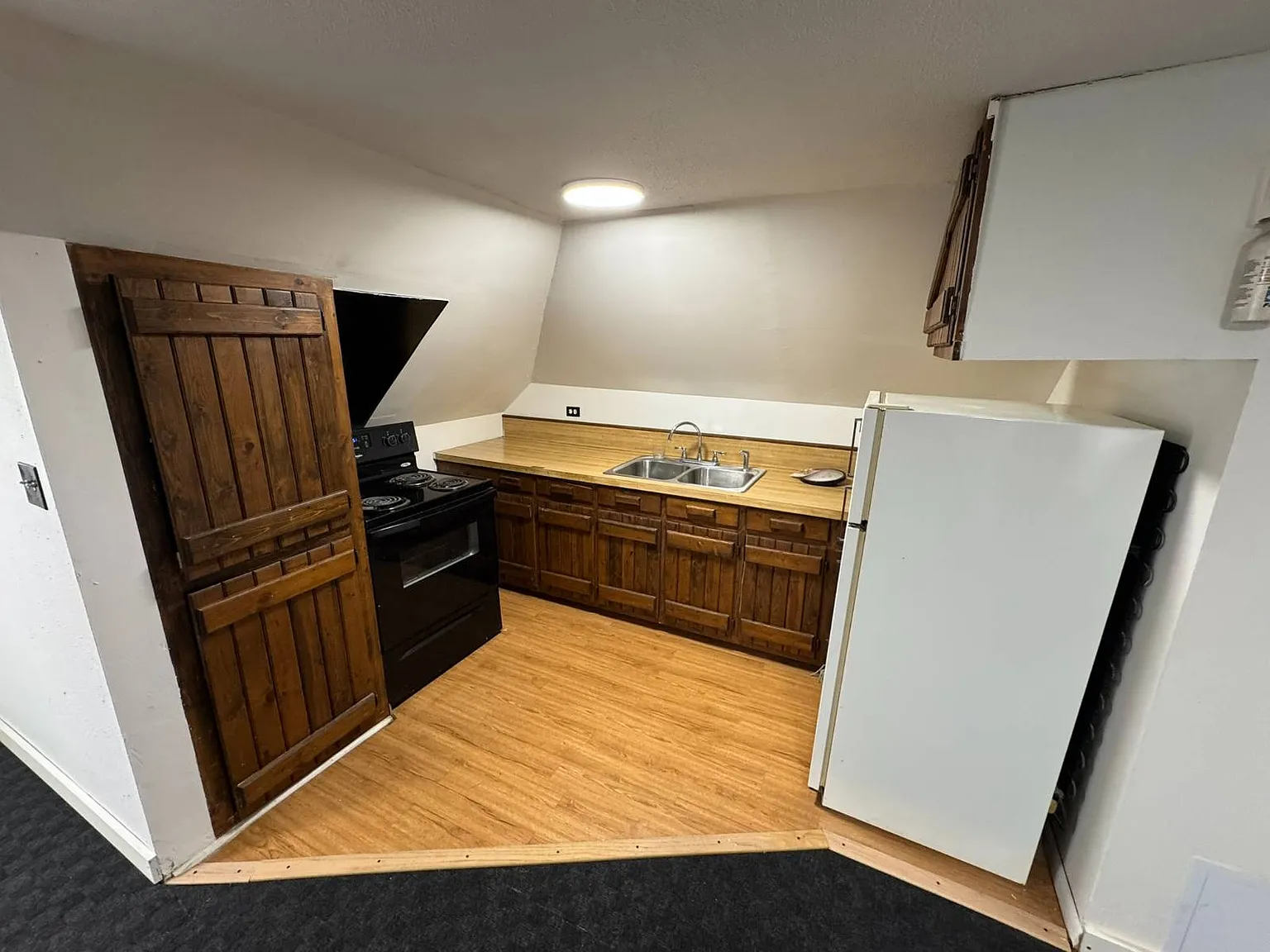 1 bed, 1.0 bath, $700 — Photo 4