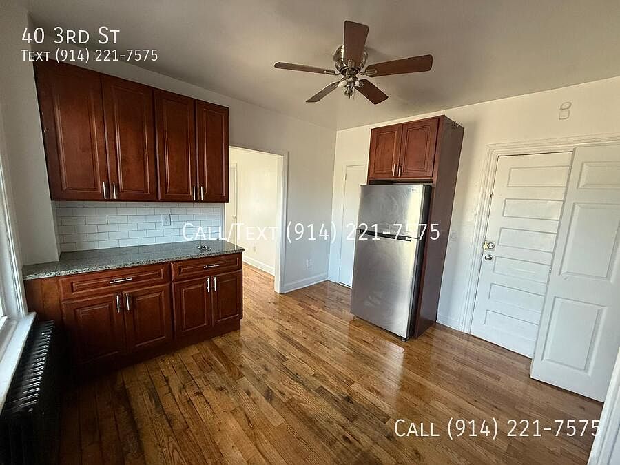 1st image of 40 3rd St