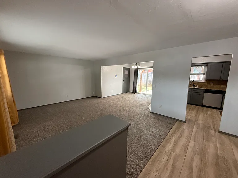 501 Palais Ave — Photo 27