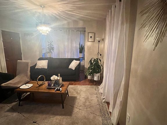5th image of 162 Forest Ave #2