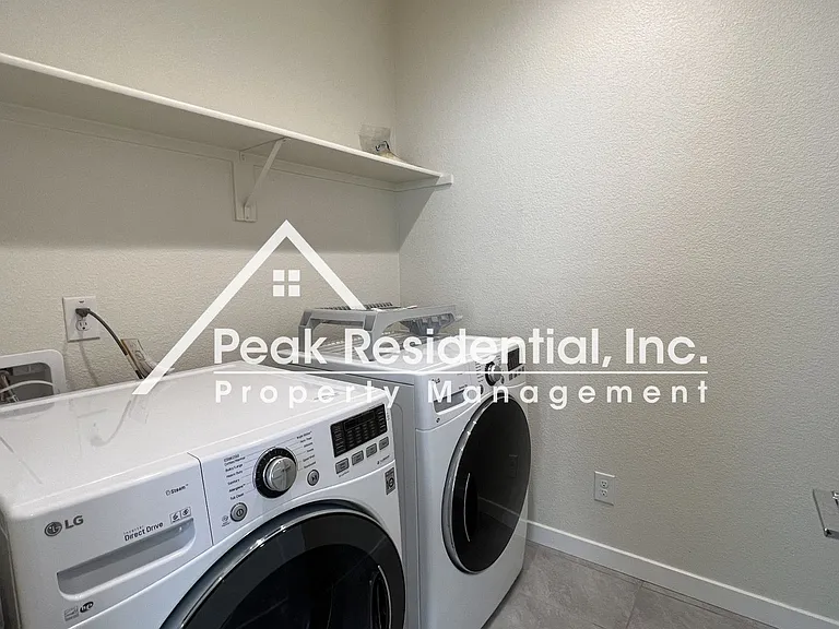 3283 Warbler Ct — Photo 18