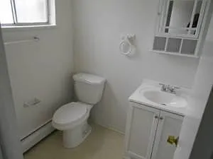 3234 W Fairview Pl #4 — Photo 6