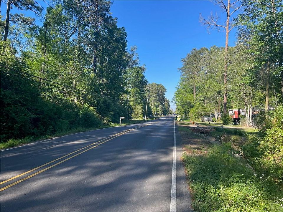 2nd image of Helenbirg Rd