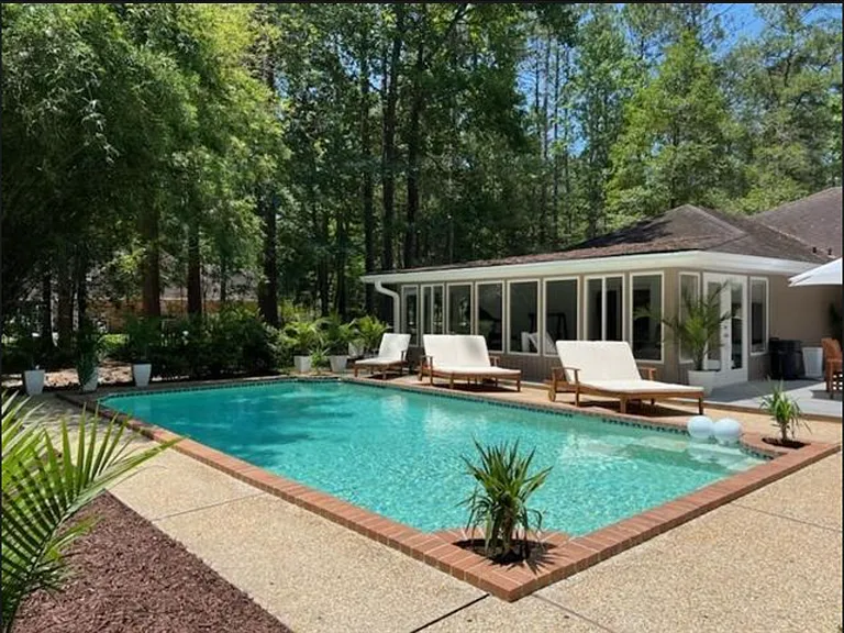 104 Big Pine Dr — Photo 1