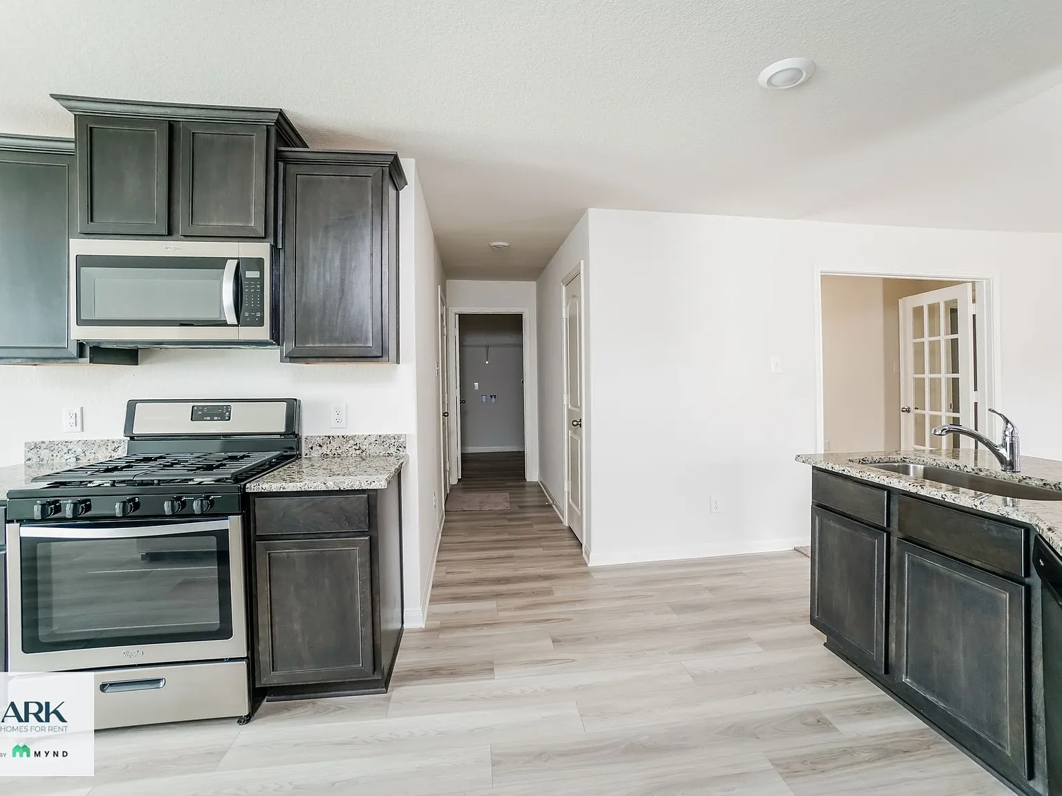 4 bed, 2.0 bath, 1787 sqft, $1,779 — Photo 3