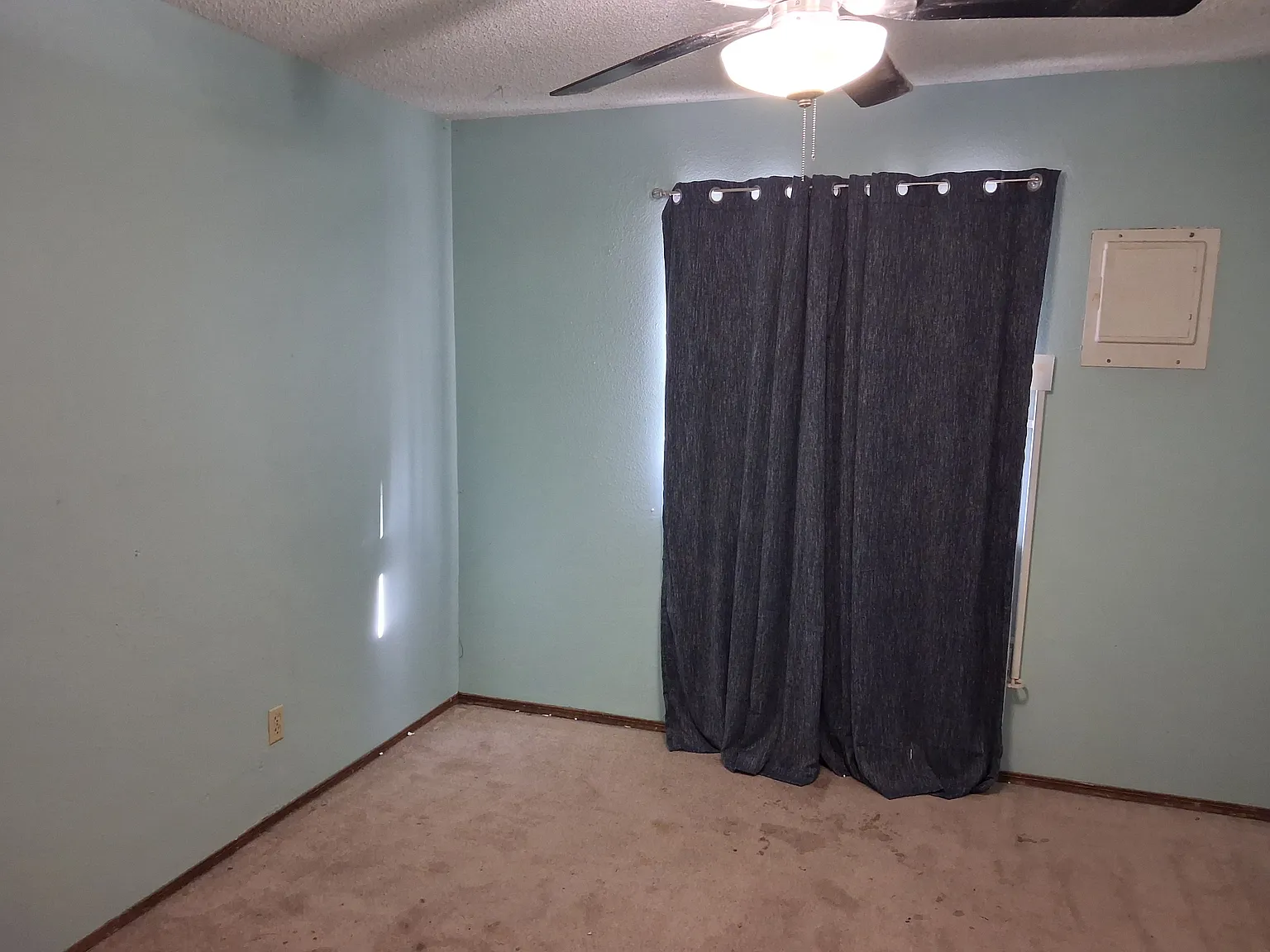 4 bed, 1874 sqft, $2,150 — Photo 4