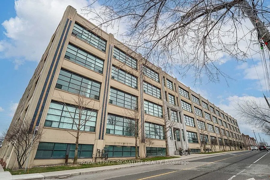 1001 Roselawn Ave #201