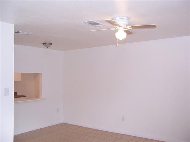 2nd image of 1933 Elysian Fields Ave
