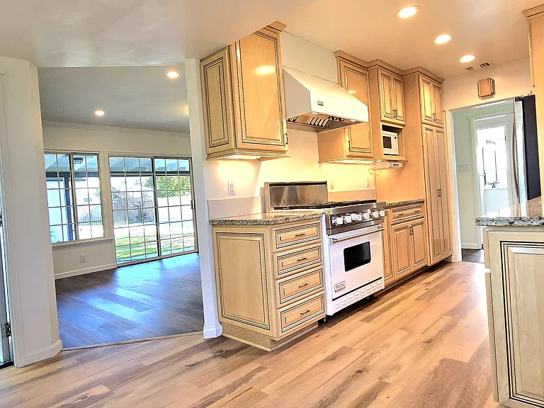 9341 Olive St — Photo 6