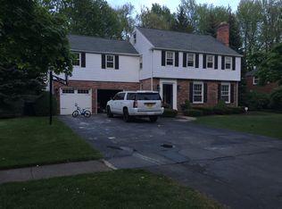 370 Brantwood Rd, Amherst, NY 14226