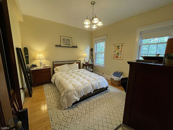 158 Magazine #36 Cambridge Shared Unit Photo 3