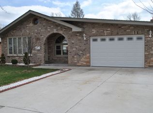5133 W 90th St, Oak Lawn, IL 60453