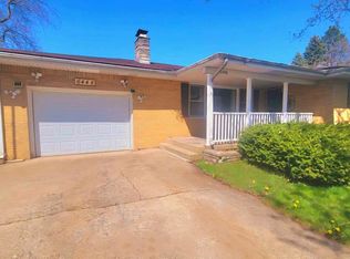 6448 Old Porter Rd, Portage, IN 46368