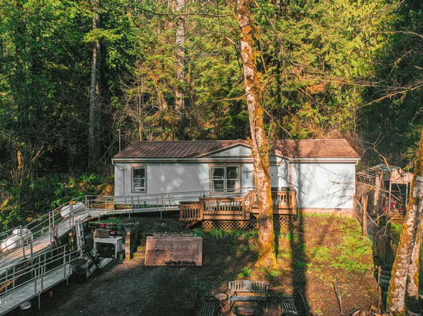 1444 N Alvord Ln, Otis, OR 97368