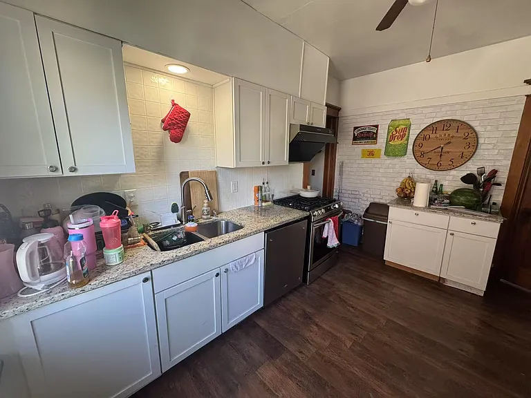 3356 N Oakland Ave — Photo 1