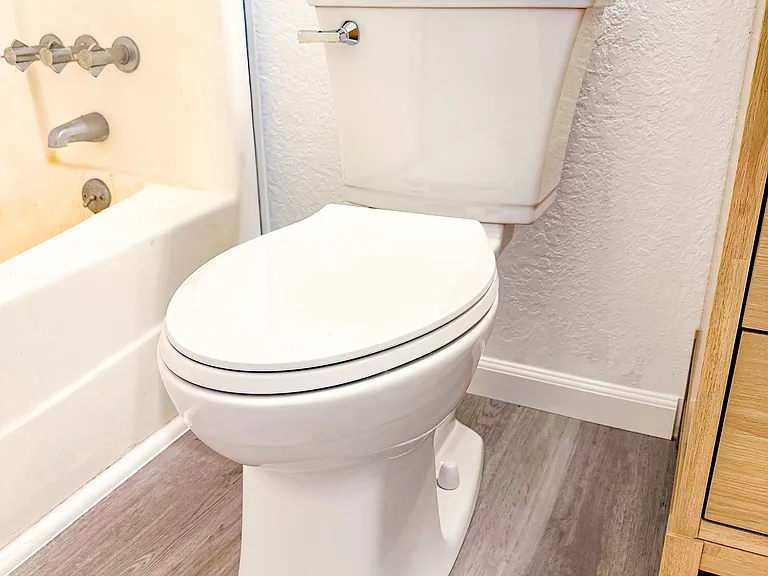 308 Miracle Strip Pkwy SW #1A — Photo 13