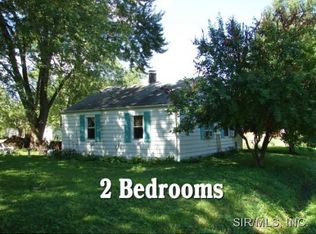 422 N Shirley St, Worden, IL 62097