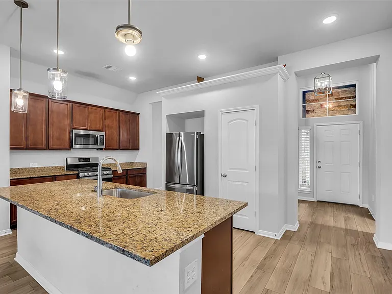 3430 Redbridge Ct — Photo 10