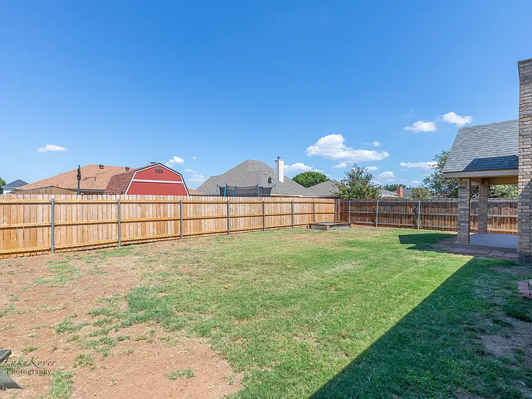 6670 Picadilly St — Photo 33