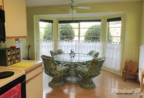 Breakfast Room