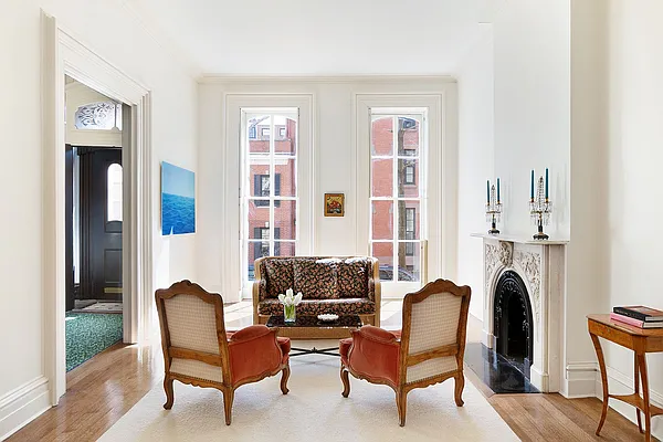 Sold by Compass | media 4