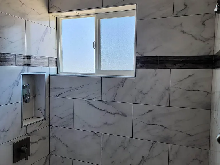 1214 W Highland Ave — Photo 30