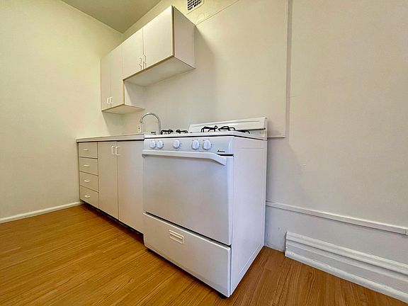 5th image of 4417 Forest Park Ave APT 303