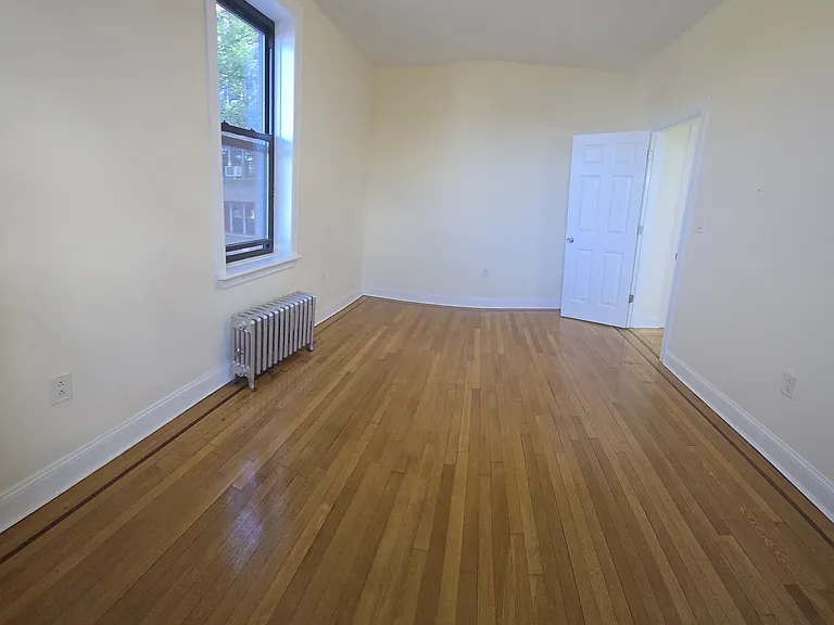 3401 Parsons Blvd #C4 — Photo 10