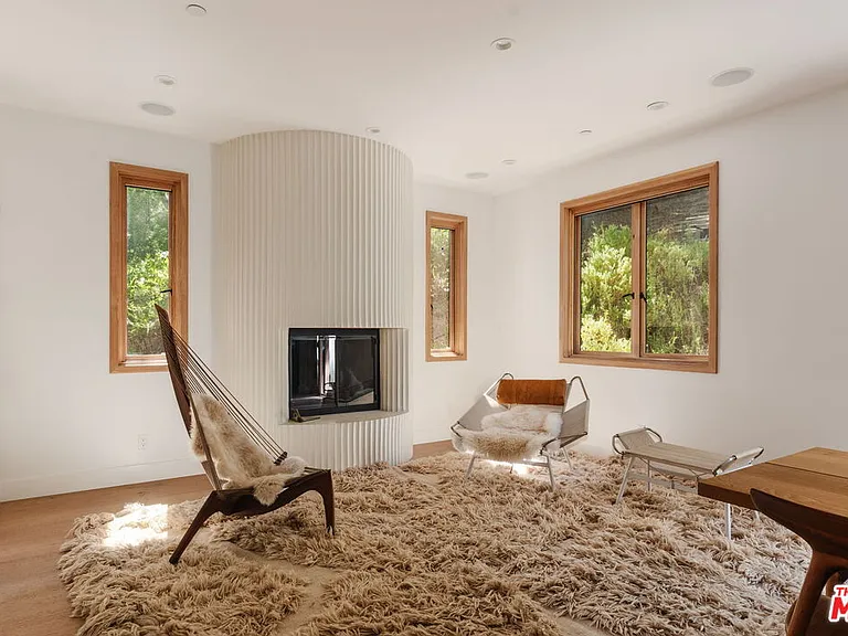 1149 Old Topanga Canyon Rd — Photo 25