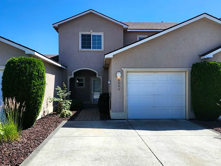 9904 Mia Ln — Photo 32