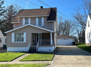 5502 Morgan St, Maple Heights, OH