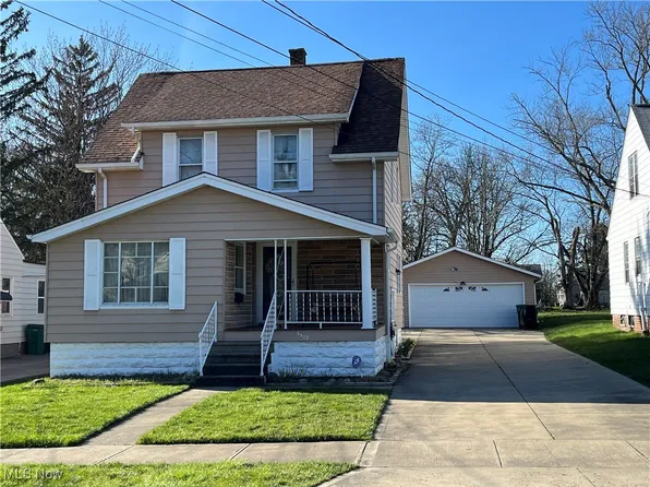 5502 Morgan St, Maple Heights, OH 44137