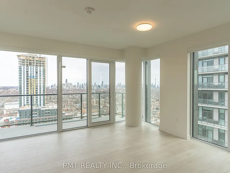 1285 Dupont St #2110 — Photo 9