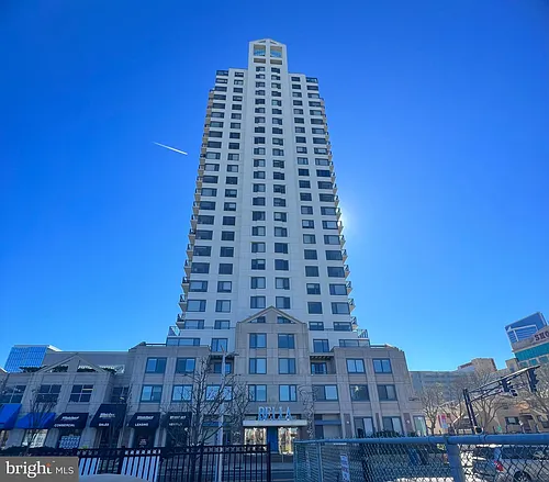 526 Pacific Ave Photo 1