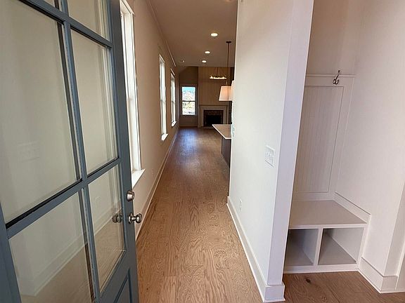 4th image of 337 Huntley Ridge Dr