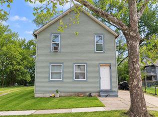 6215 Carpenter Ave, Cleveland, OH 44127