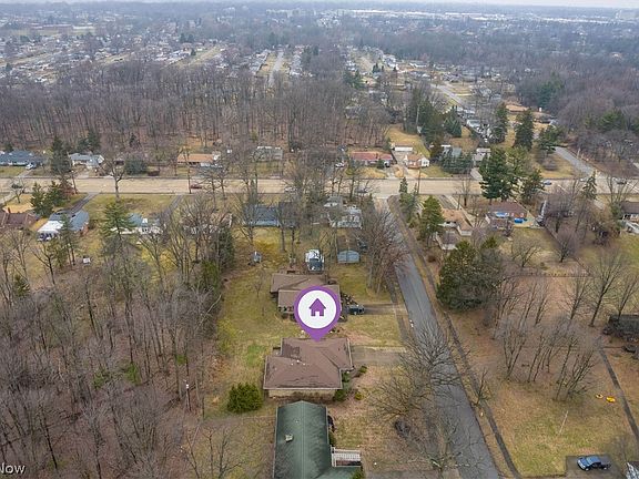 3rd image of 7408 Wake Robin Dr
