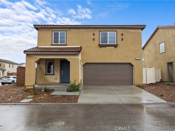 2168 Redwood Ln, Banning, CA 92220