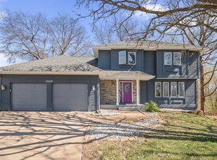 10409 Goldenrod St NW, Coon Rapids, MN 55448