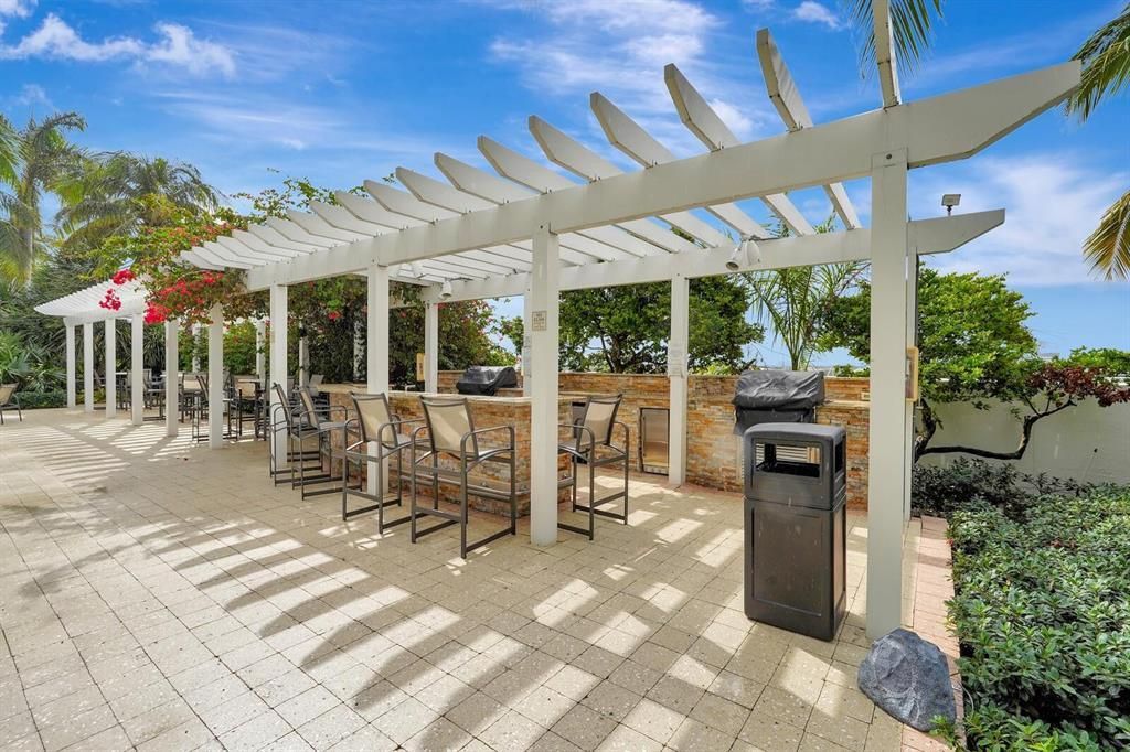 1 N Ocean Boulevard #813, photo 8