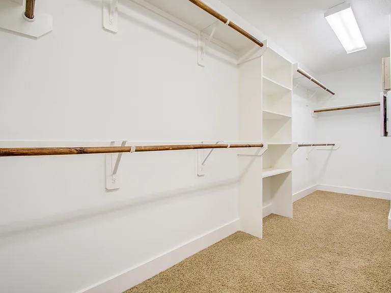 5131 Oasis Park — Photo 20