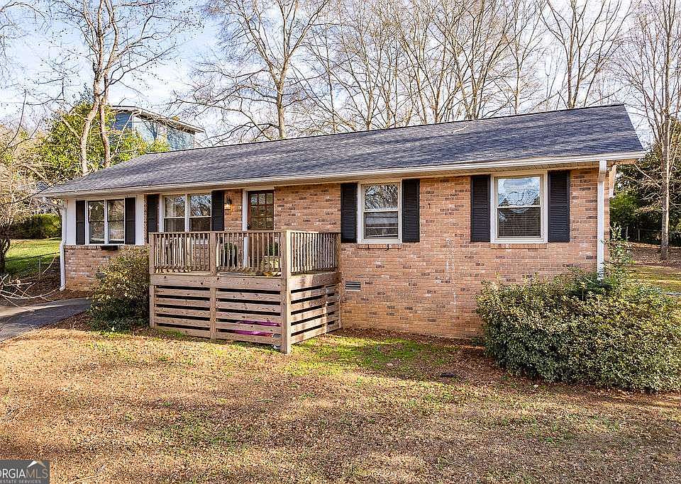 1st image of 1140 Tuxedo Ln