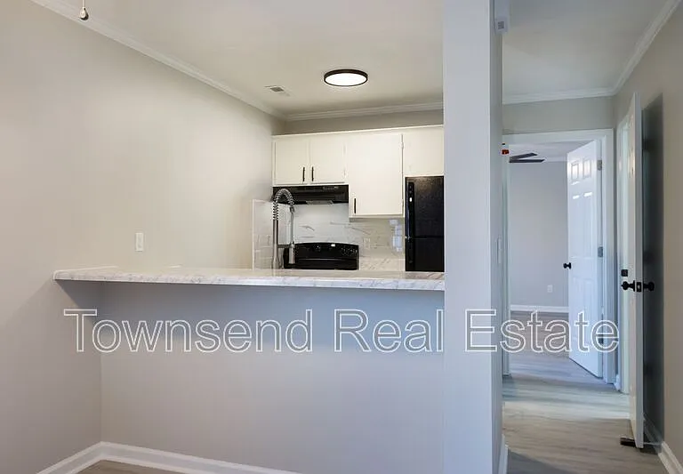 5845F Century Oaks Dr — Photo 3