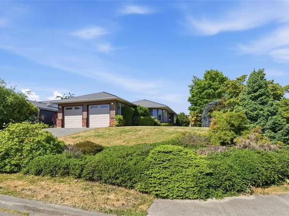 788 Stanhope Rd, Parksville, BC V9P 1B5