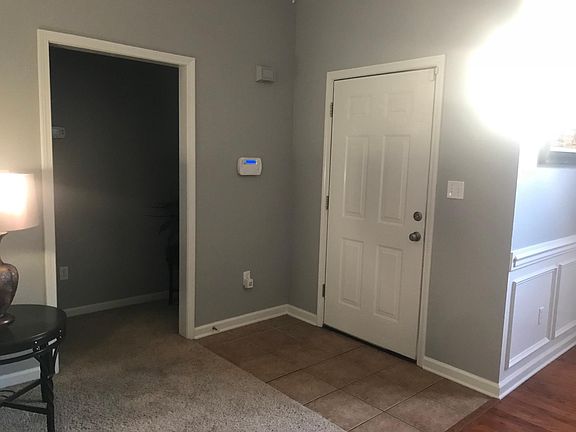 4th image of 44 Cedarbrook Pl